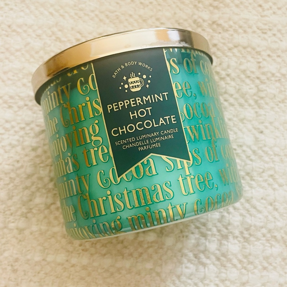 New Bath & Body Works Peppermint Hot Chocolate 3 Wick Candle
